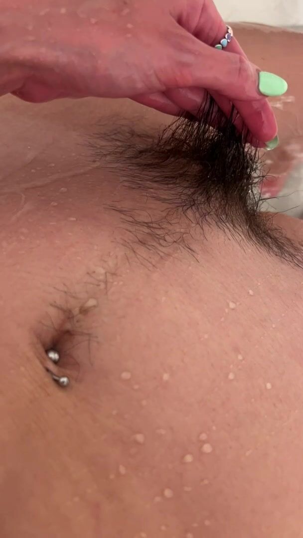 my pussy hairs have gotten so long