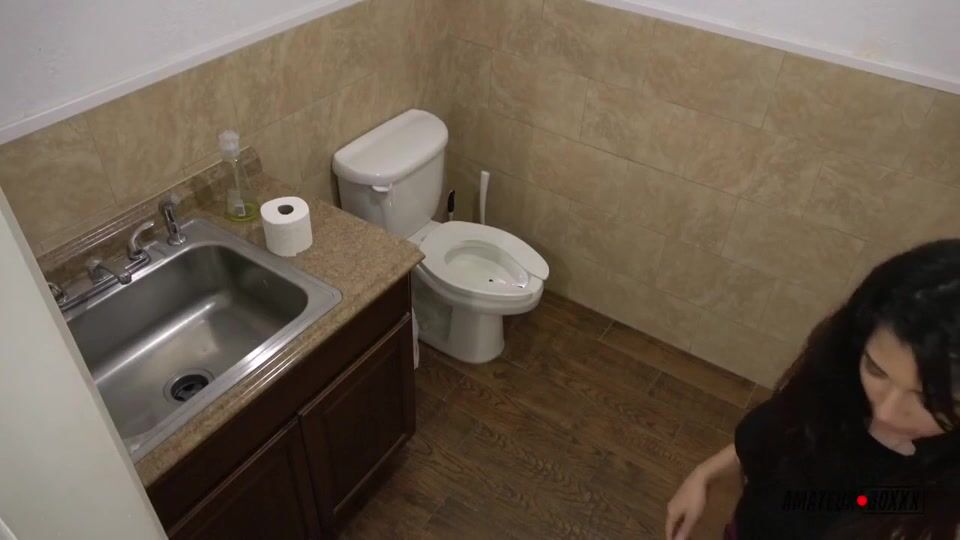 Gabriela Lopez ToiletPOV