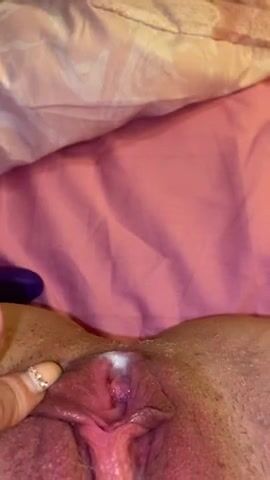 My pretty pussy filled with cum whilst I orgasm ????