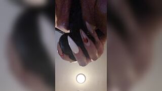 Female Cum: Afternoon feeding. Who’s next? #4