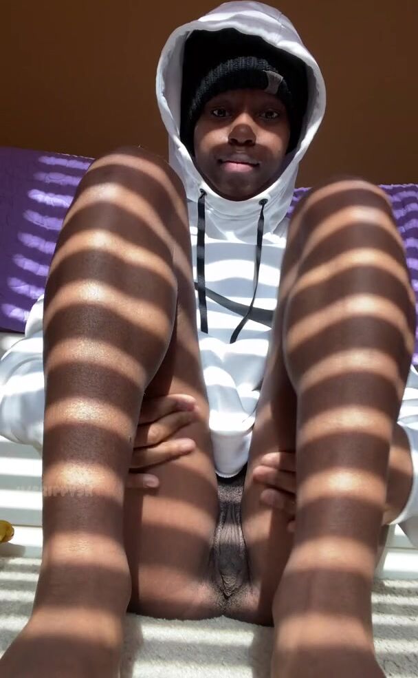 I wanna rub my pussy on your dick. It would feel good